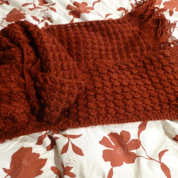 Winter ready - Warm Super Long Handmade Scarf New 100"x9" - Picture 2 of 6